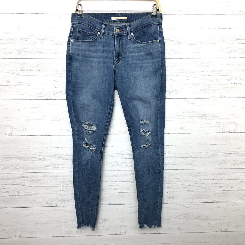 Levi's Women's Jeans Curvy Skinny Straight Leg Distressed size 28 length 30"